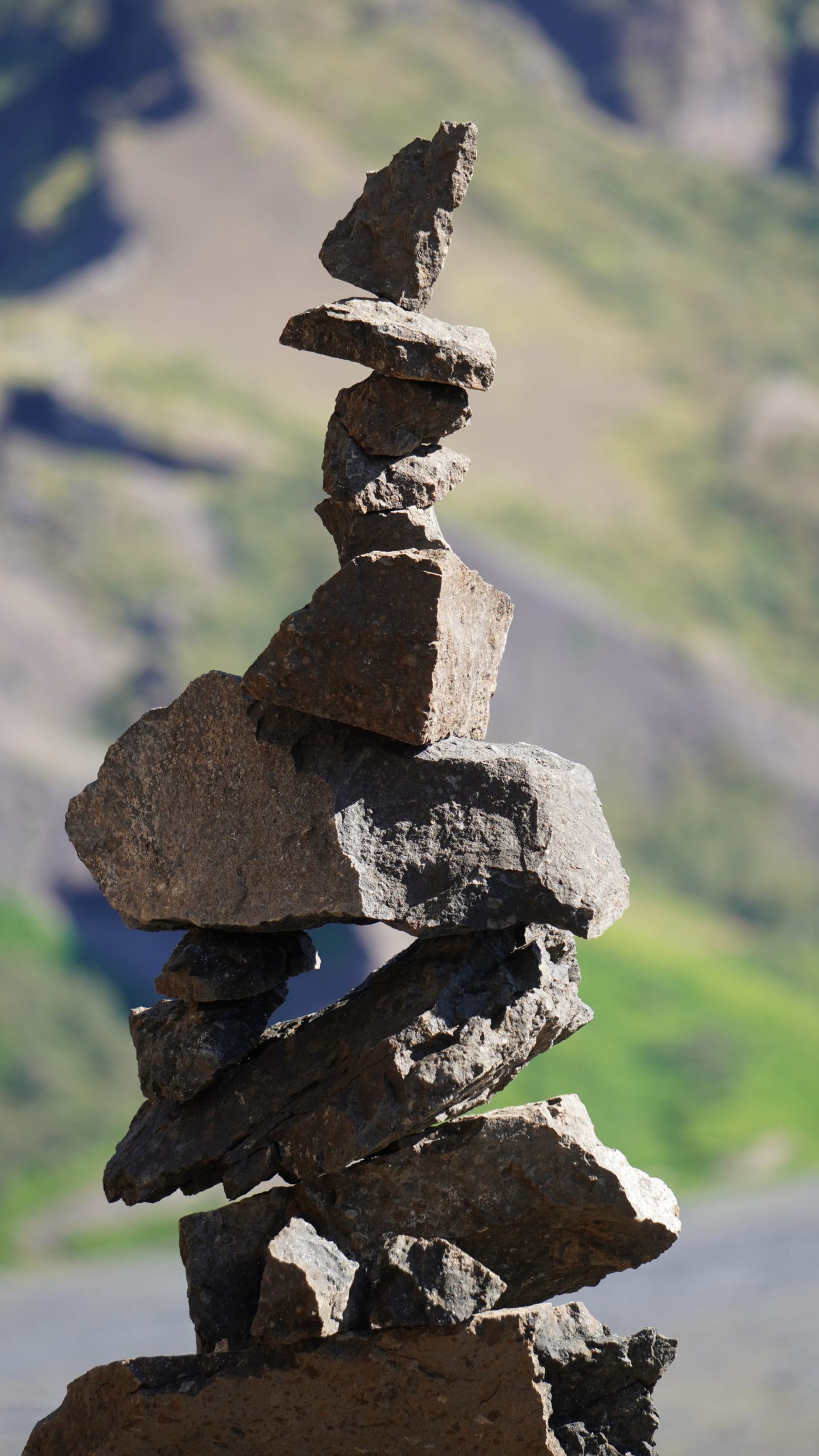 A stacked stone composition